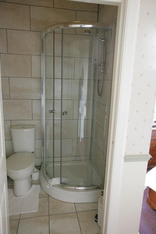 Bellevue Guest House 켈소 객실 사진